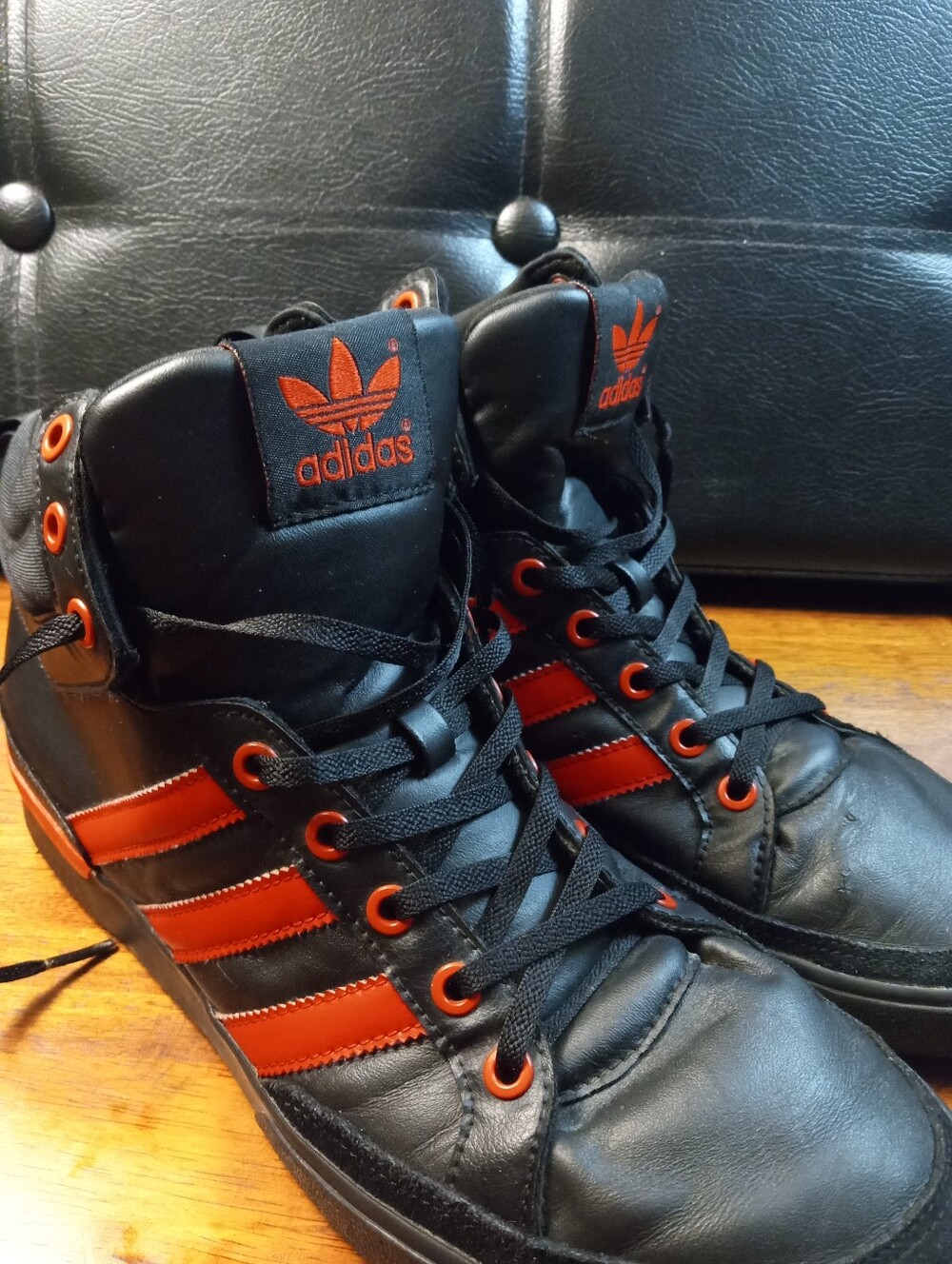 Adidas Chasker Mid NBA Chicago Bulls Black And Red Size 9 1/2